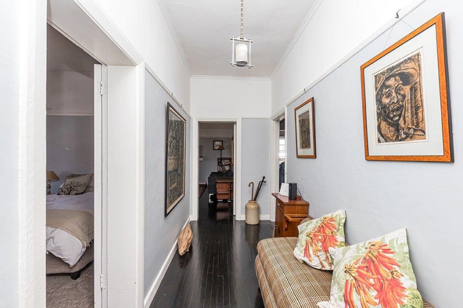 2 Bedroom Property for Sale in Gardens Western Cape